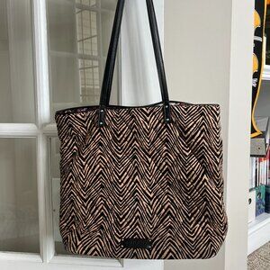 Vera Bradley Handbag (Rosewood/Zebra)